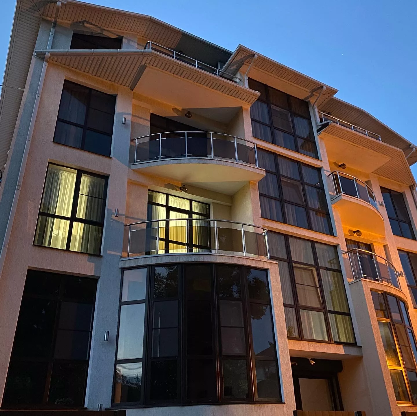 . Гостевой дом Family Home . Архипо-Осиповка