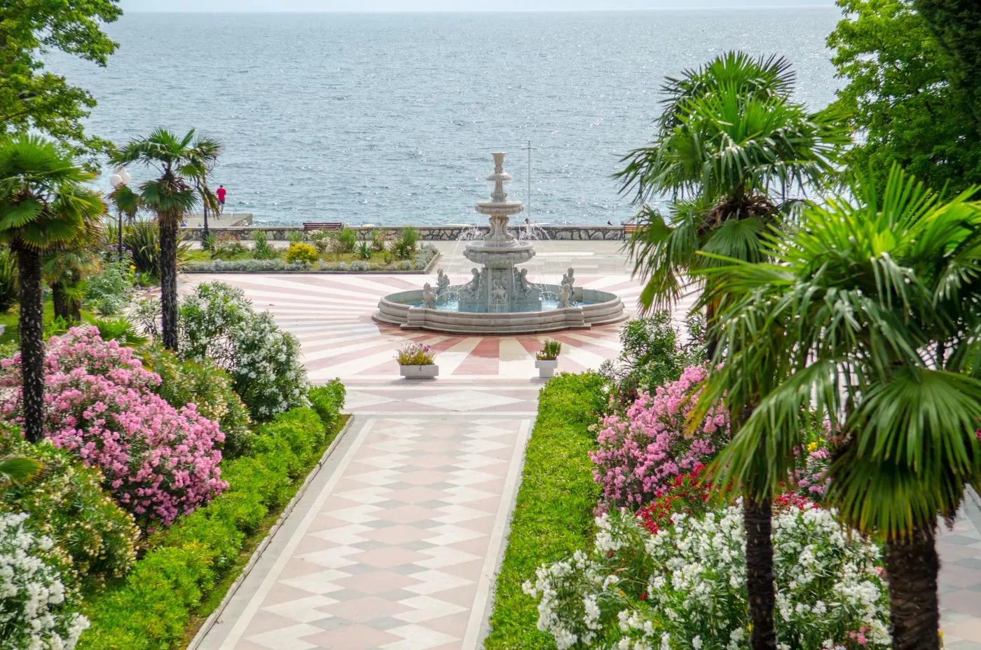 . Санаторий "Южное Взморье". Адлер