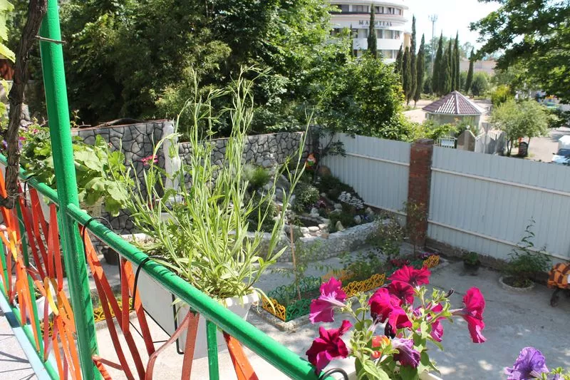 . Гостевой дом "Солнечная дача". Агой