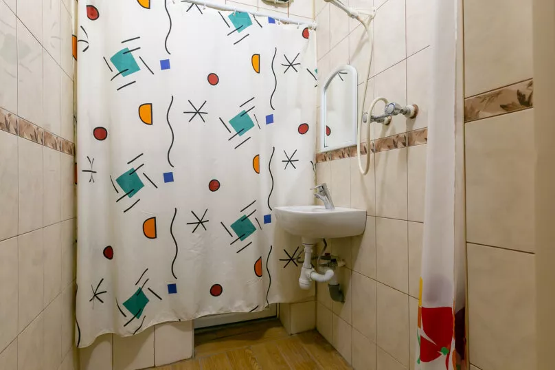 . Гостевой дом "Уютный дворик" на Толстого 42А. Геленджик