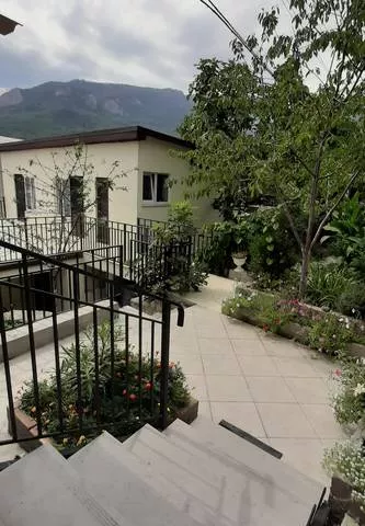 Гостевой дом на Ореховой Гостевой дом на Ореховой