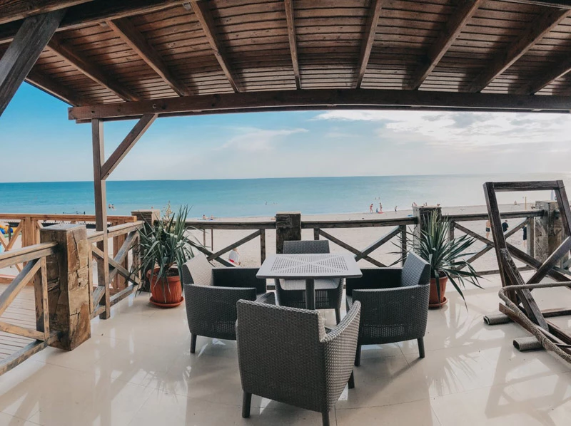 . Мини-пансионат «У моря». Штормовое