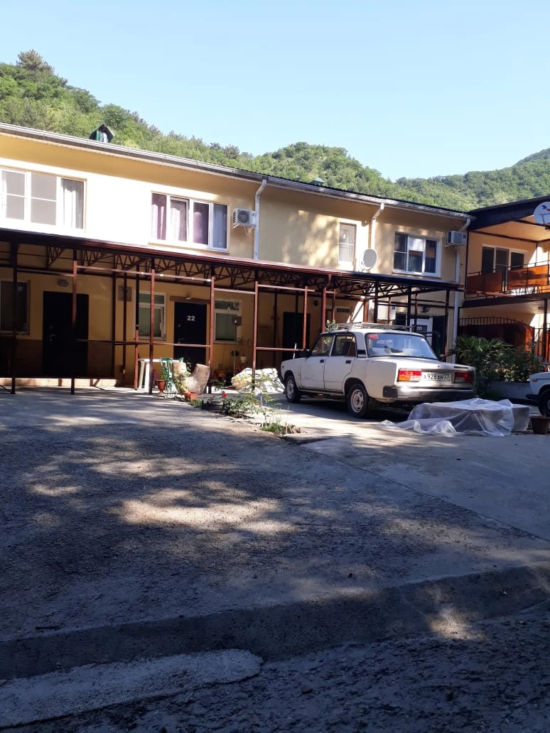 . Эллинг "Друзья". Лазаревское