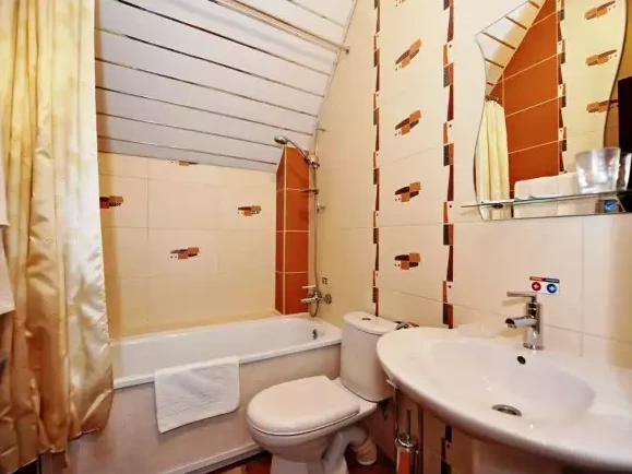 2-х местный «Стандарт». Отель «Каприз». Домбай-гостиницы