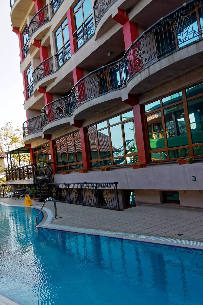 . Гостиничный комплекс «Весёлый Хотэй». Гурзуф